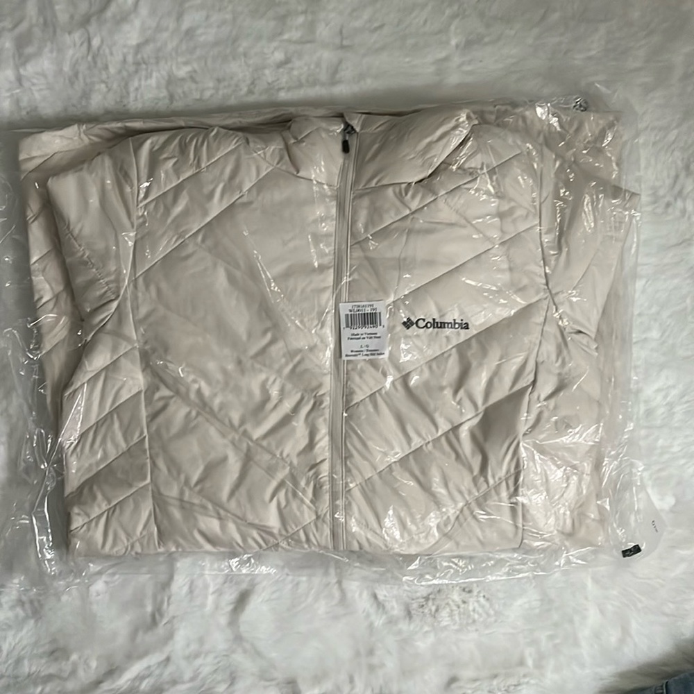 Columbia NWT Women's Heavenly Long Hooded Jacket Sz L Water Resistant Insulated - Picture 9 of 9